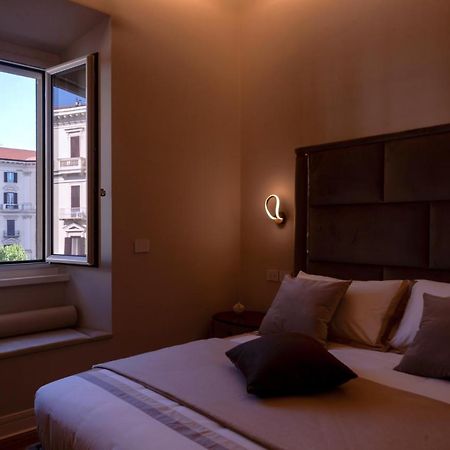 Domina-Boutique Apartment Napoli Bagian luar foto