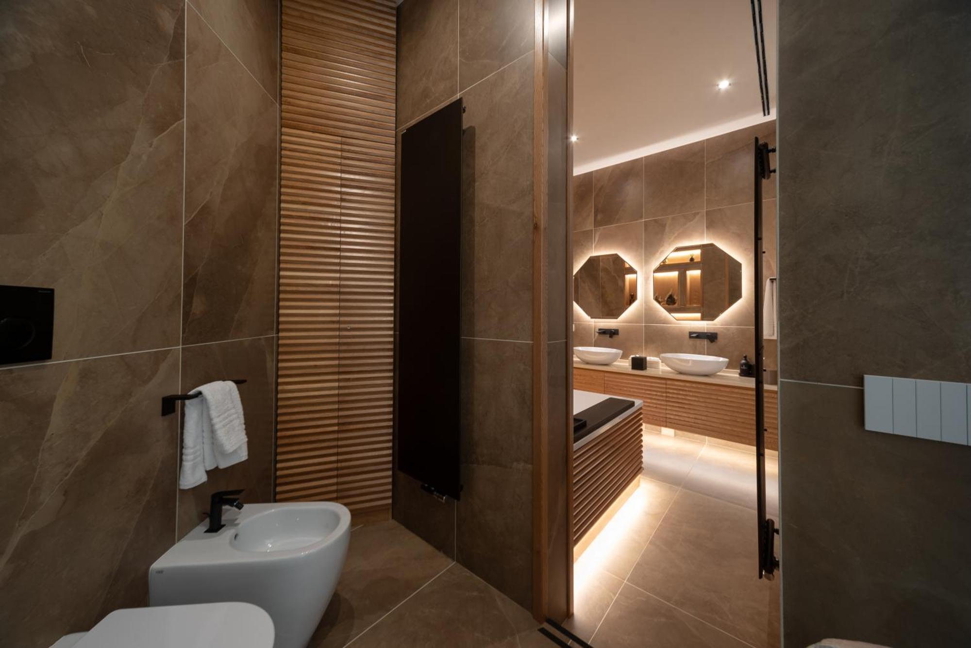 Domina-Boutique Apartment Napoli Bagian luar foto